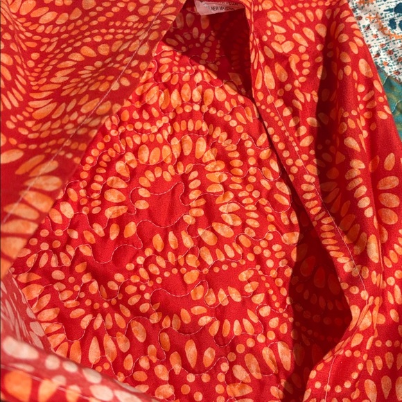 Reversible quilted pillow sham with a teal, red, and orange paisley print - Picture 5 of 9